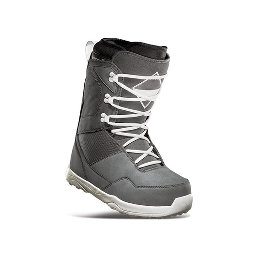 Snowboard boots